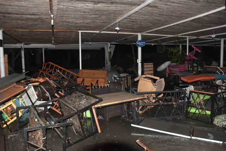 Tsunami, Sığacık’ı yerle bir etti