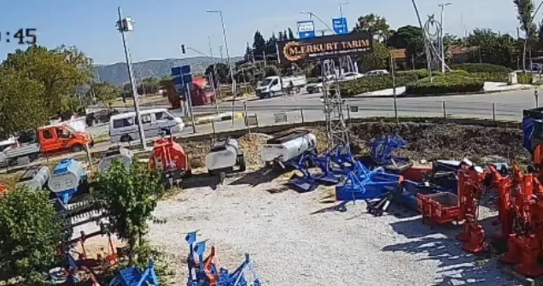 İzmir’de yürekleri ağza getiren anlar! Az kalsın..