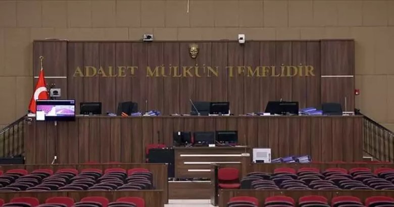 Afyon’da duruşma sırasında avukata saldırı