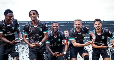 Bodrum evinde Hatay önünde