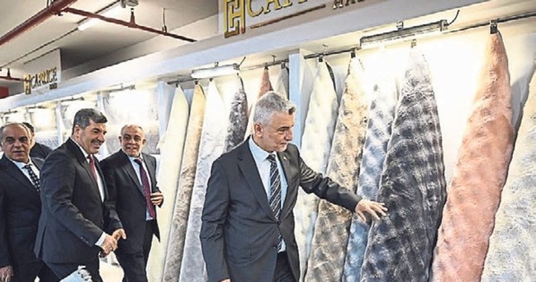 Bakan Bolat açıkladı: Türkiye ihracatta devler liginde