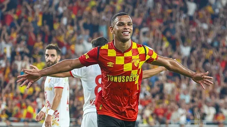 super-ligin-en-fazla-penalti-kullanan-takim-goztepe-juan-penalti-gollerinde-zirvede-1790153091201.png