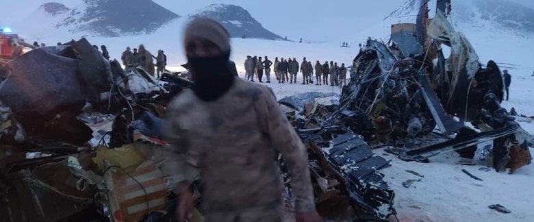SON DAKİKA: Bitlis’te askeri helikopter düştü: 11 şehit