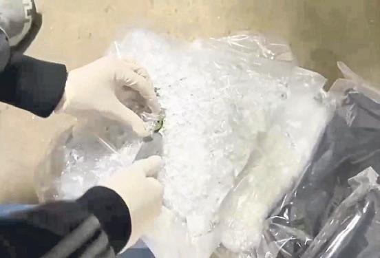 Zehir tacirlerine göz açtırılmıyor! İzmir polisi 40 bin genci kurtardı