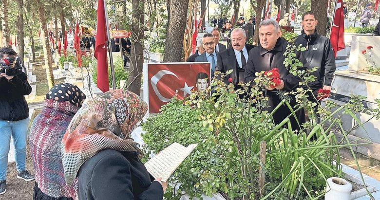 Çanakkale şehitleri Kadifekale’de anıldı