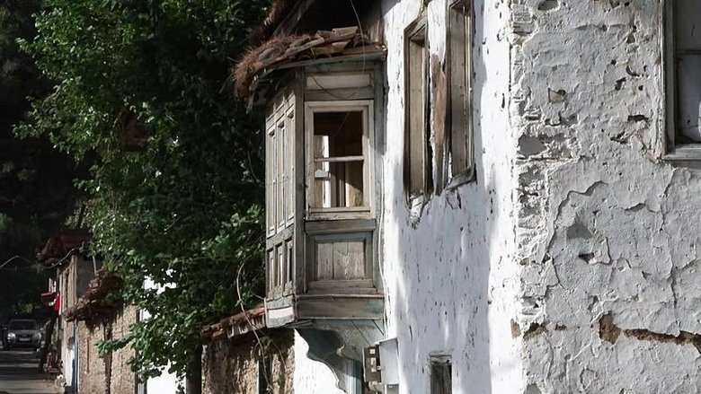 İzmir’deki bu köy tarihe meydan okuyor! ‘Depremlerde hiçbir büyük yıkım yaşamamış’