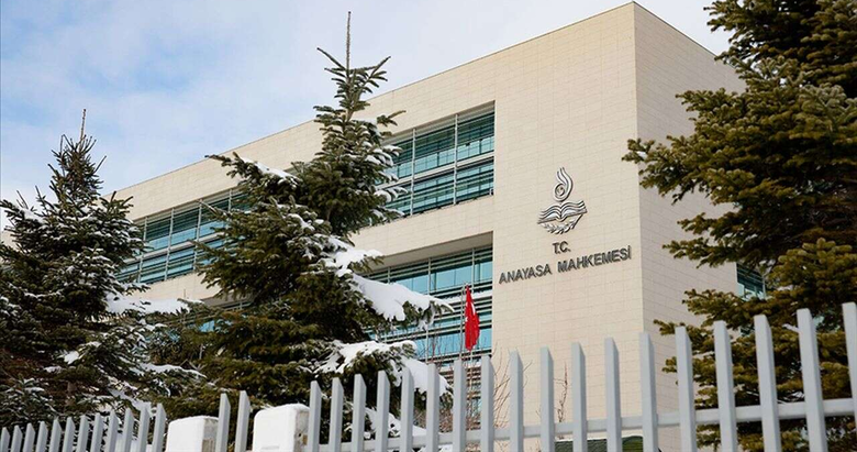 AYM’den usulsüz çakar lamba kararı