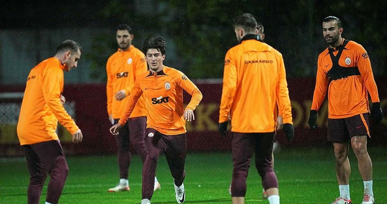 Aslan, Demir’e karşı