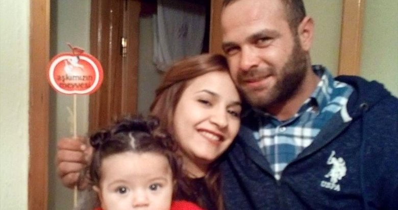 İzmir’de sinekliğin yerinden çıkması sonucu pencereden düşüp ölen bebeğin cenazesi defnedildi! Annenin feryatları yürek yaktı