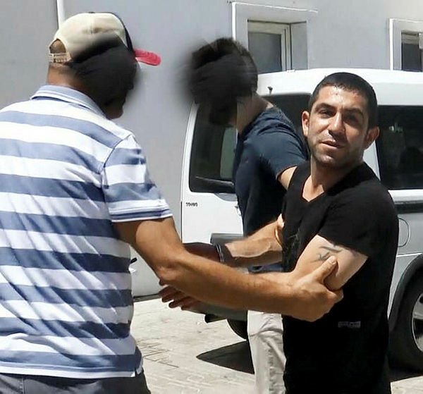 İngiliz sevgilisini bıçaklayan firari aşçı, İzmir’de yakalandı