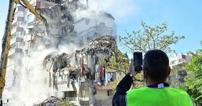 İzmir depreminde 11 kişiye mezar olmuştu! Mahkemeden flaş karar