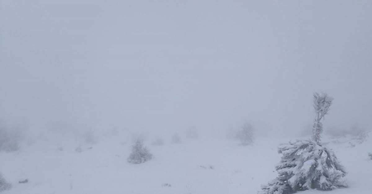 Muğla'da Nisan sürprizi! Göktepe dağı bembeyaz oldu