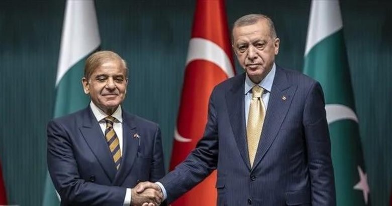 Başkan Erdoğan Pakistan Başbakanı Şahbaz Şerif ile görüştü