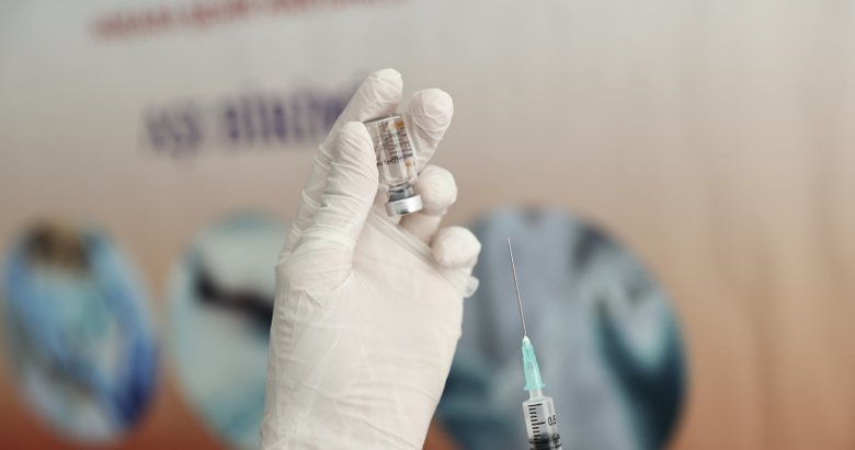 Bilim Kurulu Üyesi İlhan’dan aşı açıklaması: Aşıdan 2 ay sonra...