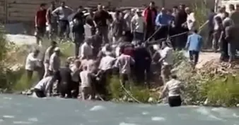 İzmir’den gelen dostlarıyla hasret gidermek istemişti!