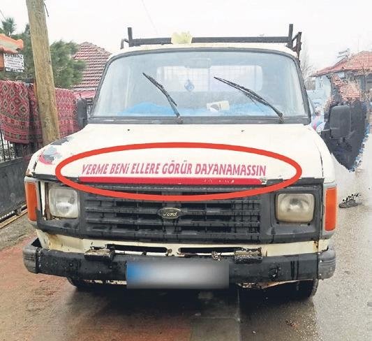 ‘Tavus kuşunu yesek mi yoksa satsak mı?’ derken yakalandılar!