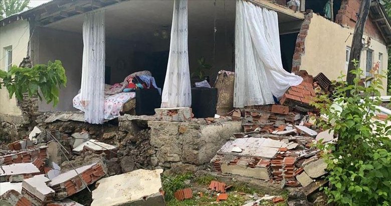 Manisa’dan depremzede çocuklara oyuncak yardımı
