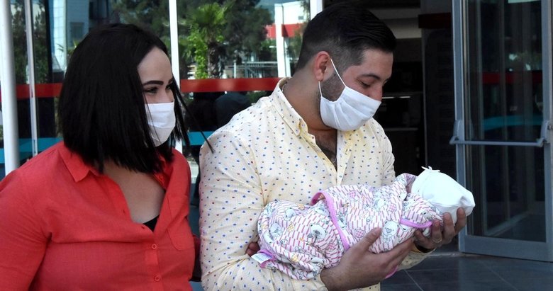 Hamileyken yakalandığı virüsü yenerek bebeğine kavuştu
