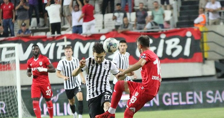 Samsunspor, Altay’ı ilk maçta 2-0’la geçti