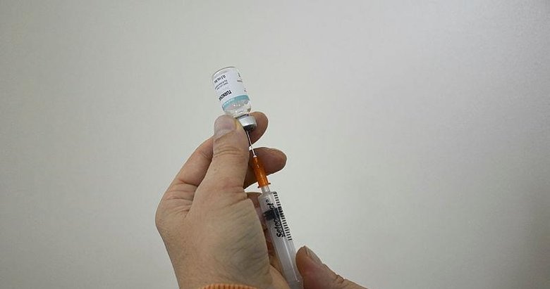 Koronavirüs Bilim Kurulu Üyesi Şener’den Kovid-19 aşısı zorunlu olsun önerisi