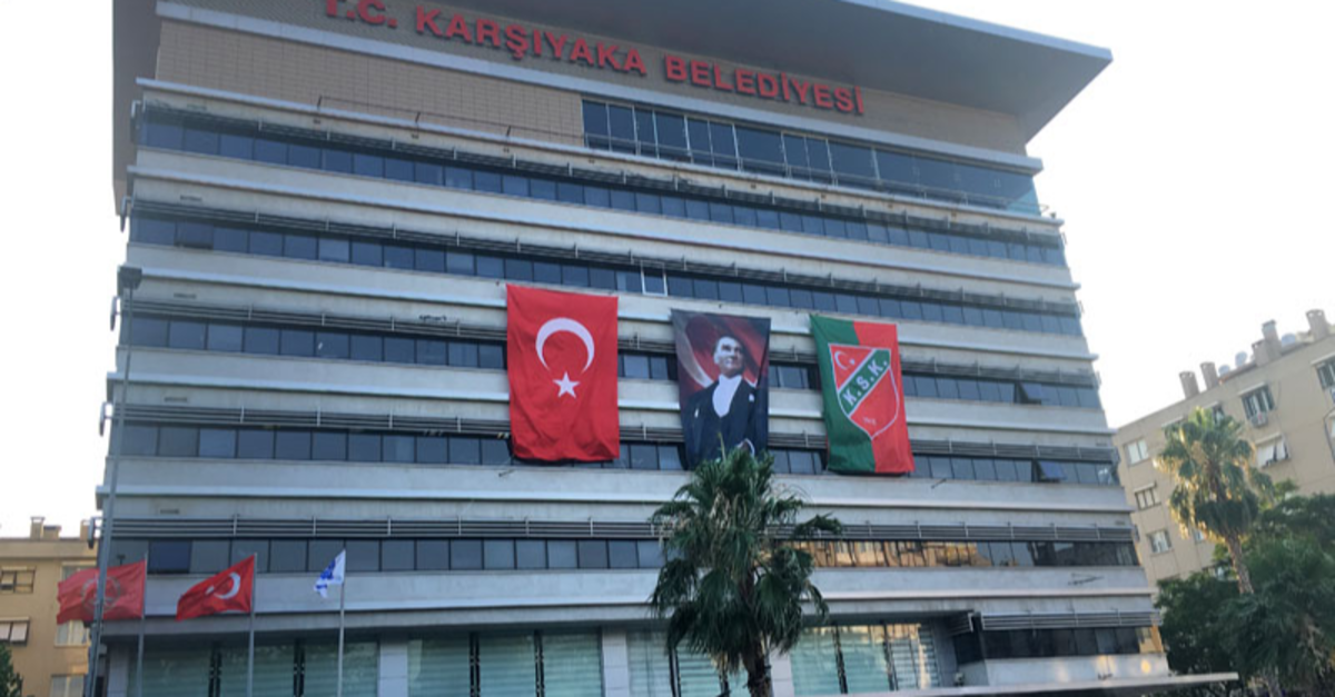 Karşıyaka ve Kula’da encümen çatlağı