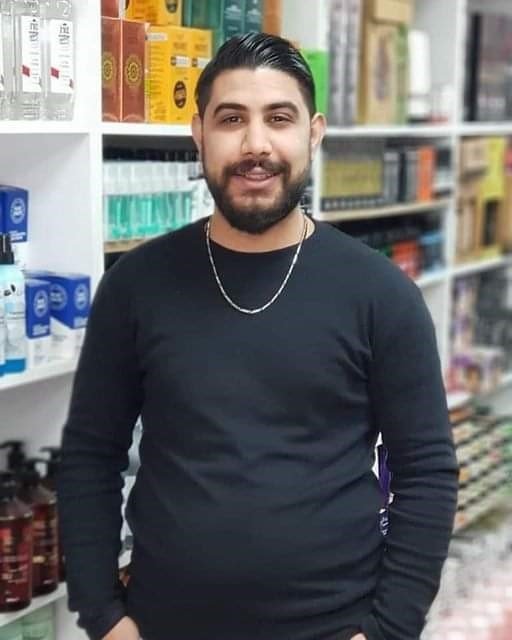 Kozmetik deposundaki yangında 2 kişi can verdi