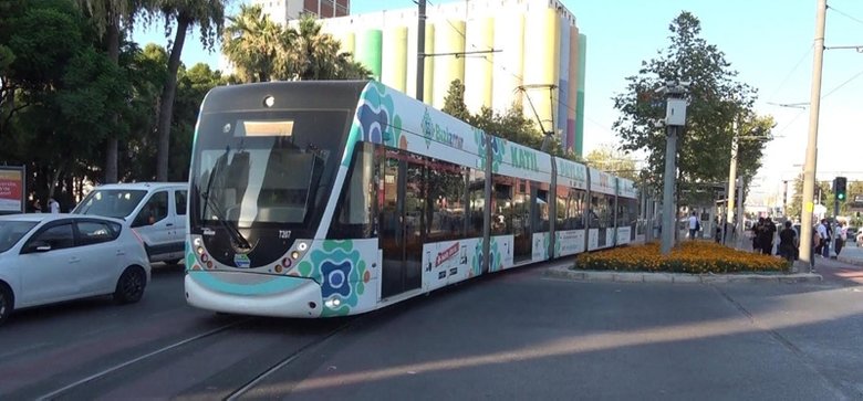 İzmirliler, 90 dakika düzenlemesinin değişmesini istemiyor