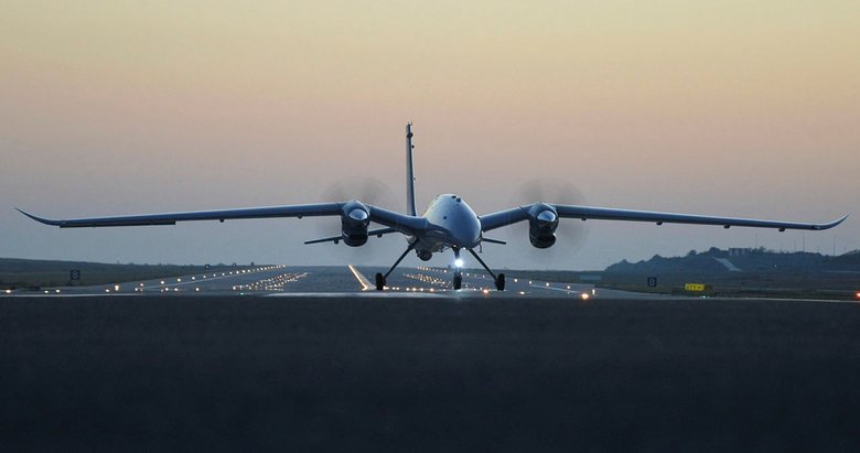 Selçuk Bayraktar müjdeyi verdi! AKINCI TİHA hava savunması da yapabilecek