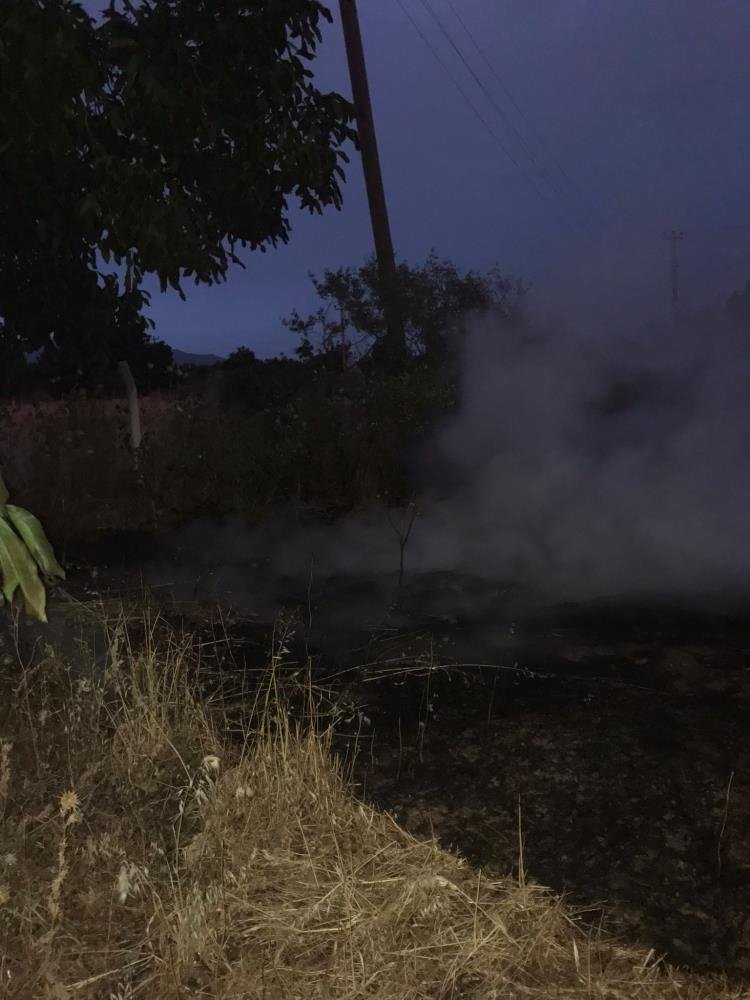 Aydın’da etkili olan fırtına ortalığı birbirine kattı