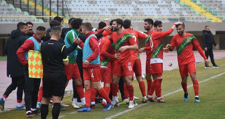 Karşıyaka 2 -0 Fatsa Belediyespor