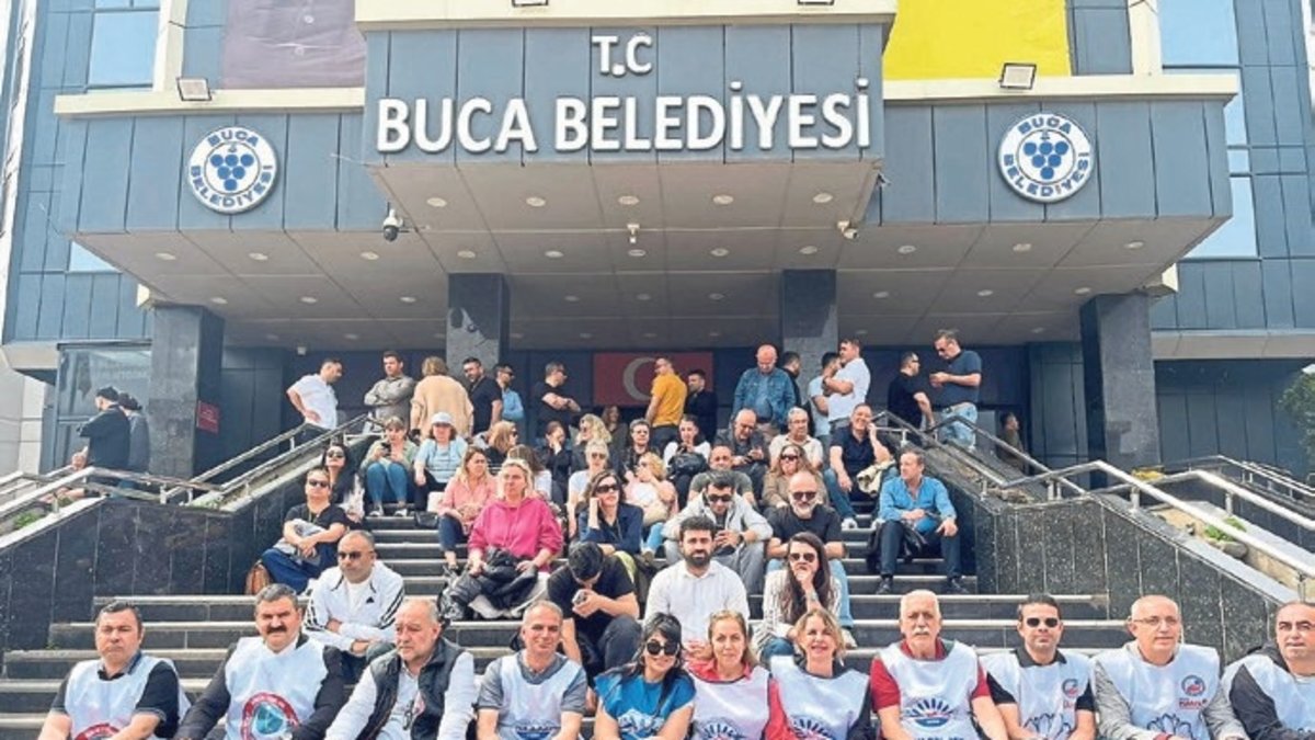 İzmir’de sendikalar Özgür Özel’in peşinde