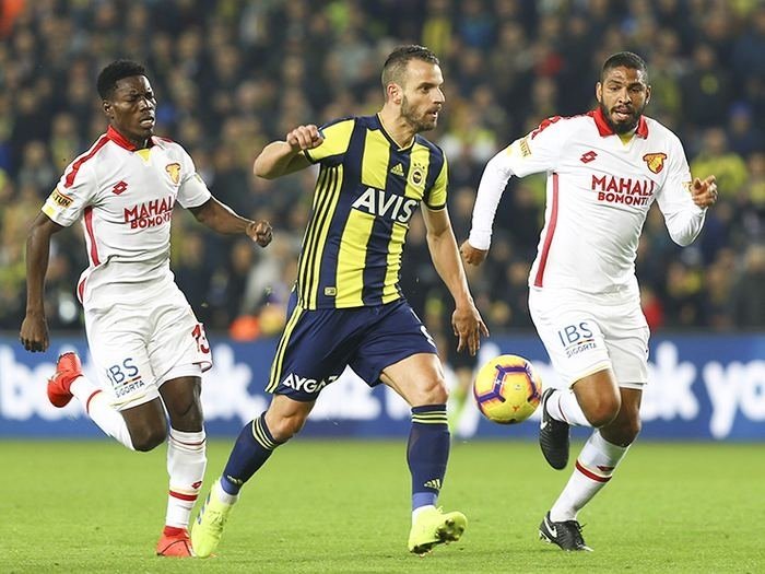 Fenerbahçe’de 7 futbolcunun bileti kesildi!