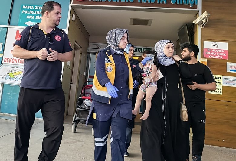 Küçük çocuk evde bulduğu fare zehrini içti! Soluğu hastanede aldılar