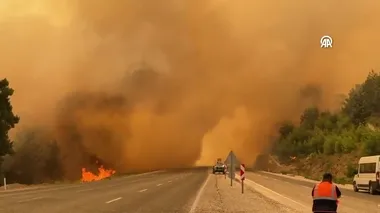 Muğla’da orman yangını: Korkutan görüntüler