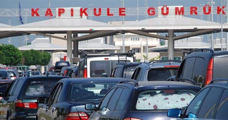 Bakan Ruhsar Pekcan duyurdu: Yurt dışındaki Türk vatandaşlarının araçları için süre uzatımı