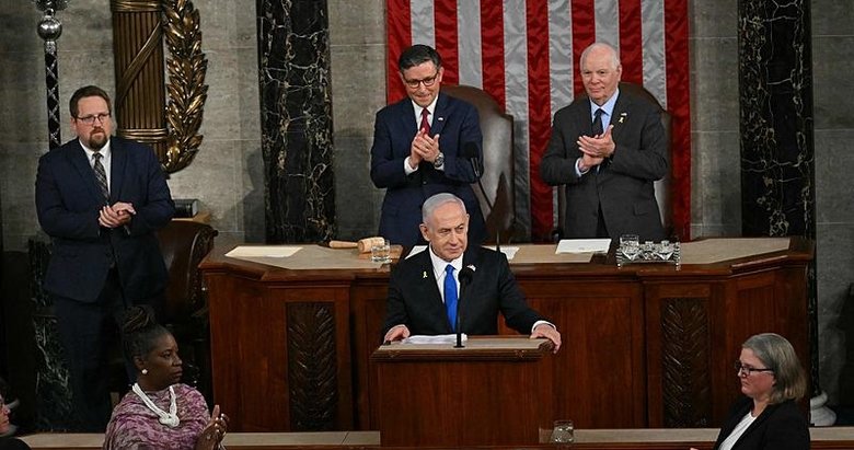 Amerika sirkinde Siyonist Netanyahu oynuyor