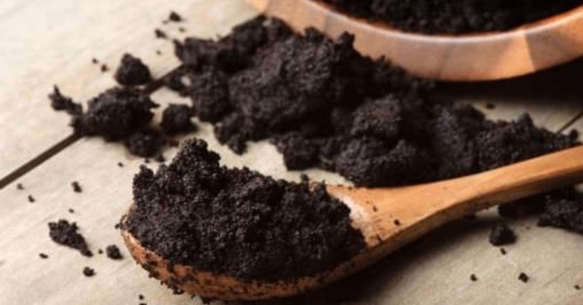 Demlikte kalan bayat çayı sakın atmayın! Öyle bir işe yarıyor ki...