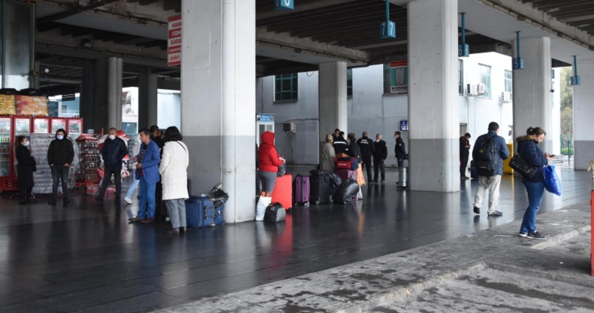 Izmir De Uygulama Oncesi Son Seferler Yapildi Izmir Haberleri