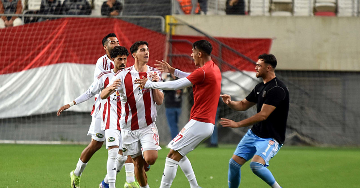 Finallerin takımı Ayvalıkgücü