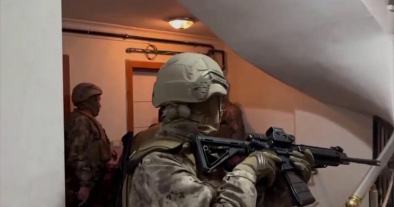 Sosyal medyadan kaçak silah ticareti yapan 55 zanlı yakalandı