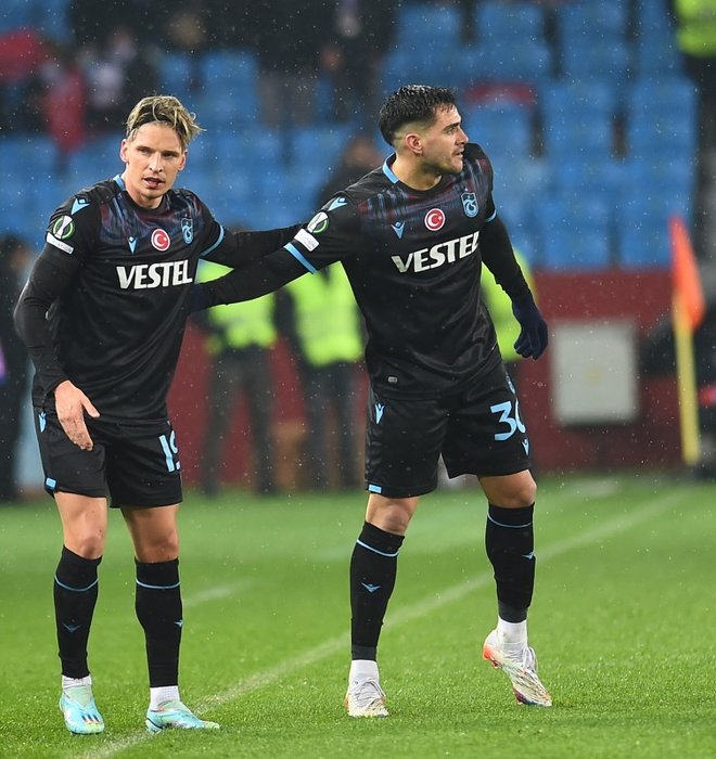 Trabzonspor’dan anlamlı hareket... Basel maçı gelirleri AFAD’a bağışlandı