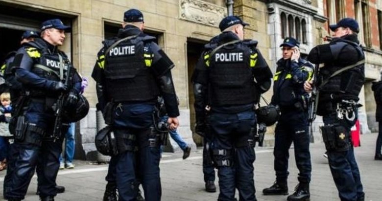 Hollanda’da terör zanlısı FETÖ yurdunda yakalandı