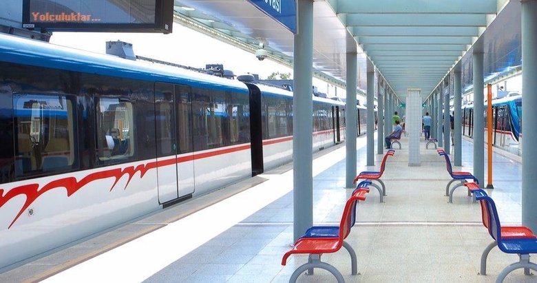 İZBAN seferlerinde aksama! O istasyon ulaşıma kapandı