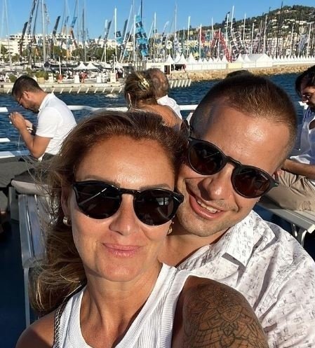 Pınar Altuğ ve Yağmur Atacan çiftinden üzen haber!