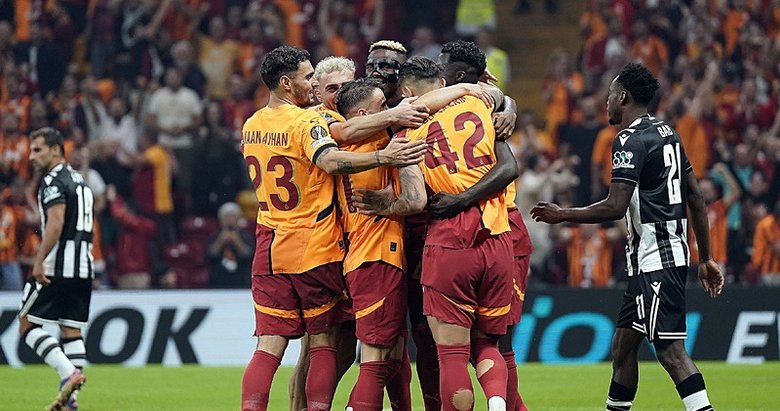 Galatasaray ışık saçıyor