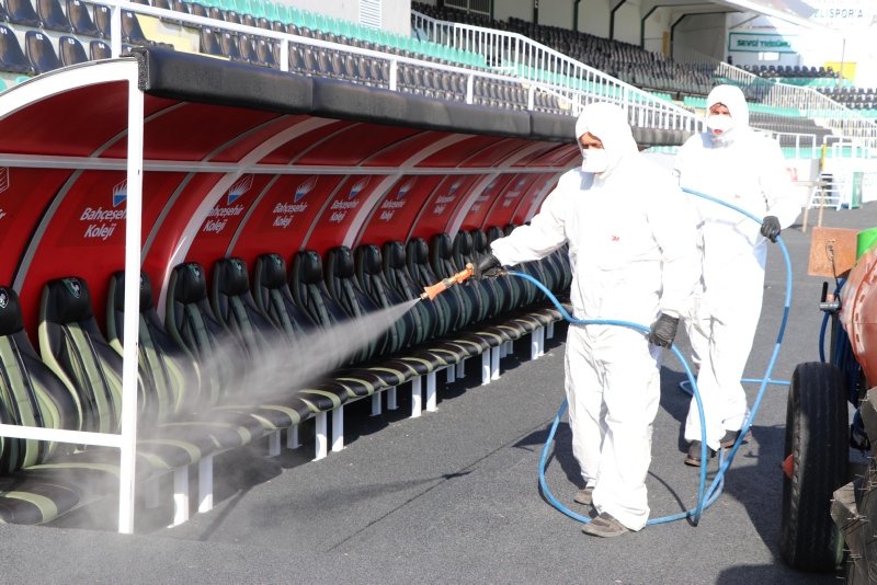 Denizli Atatürk Stadı’nda koronavirüs temizliği