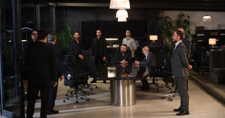 Eşkıya Dünyaya Hükümdar Olmaz 142. yeni bölüm fragmanı