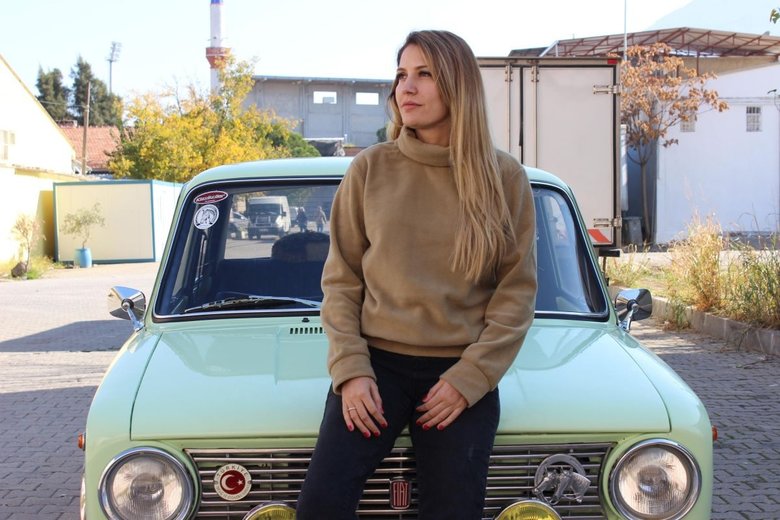 Manisa’da eşinin aldığı ’Hacı Murat’a’ gözü gibi bakıyor