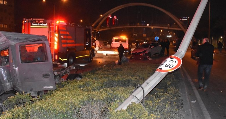 İzmir’de zincirleme kaza: 3 yaralı
