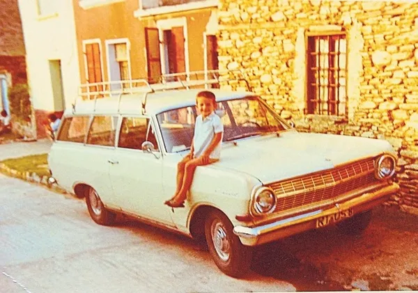 Annesizliğin takvimdeki en zor ve yalnız günü...